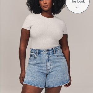 Abercrombie & Fitch Curve Love “The high rise dad short”